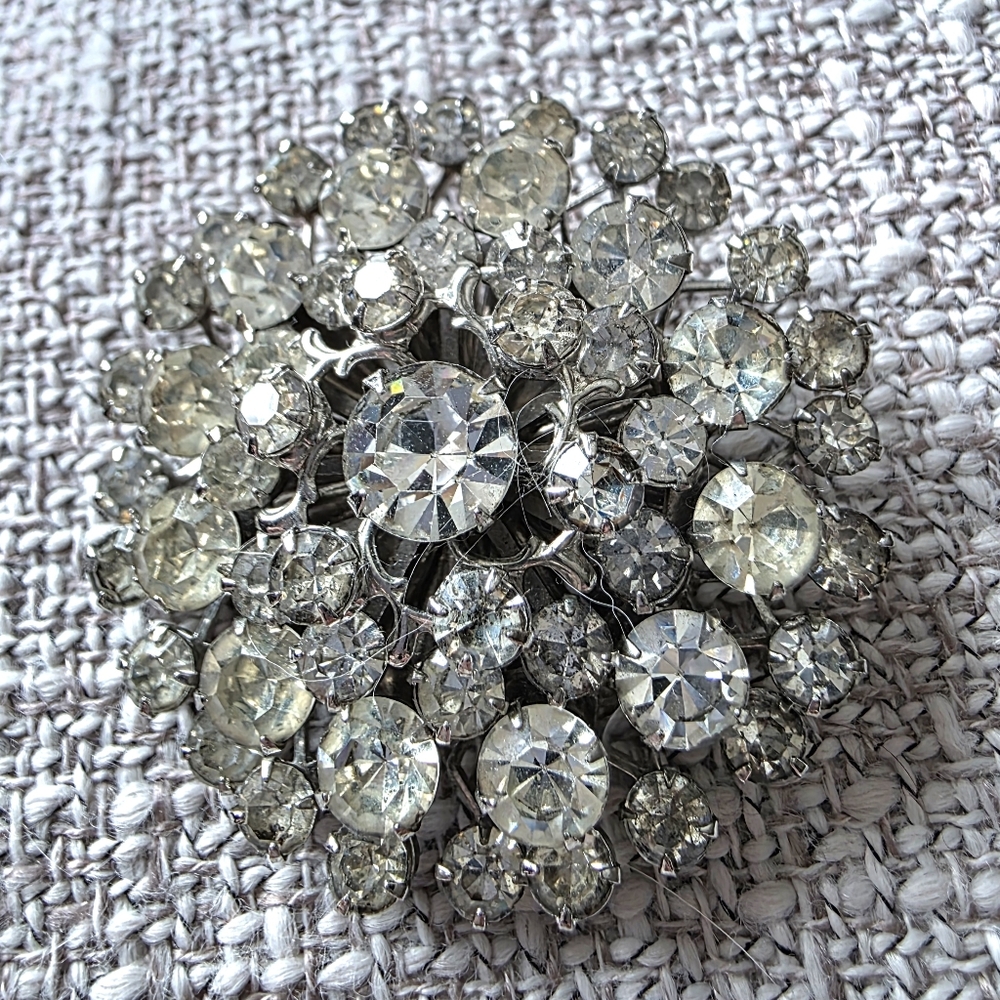 Vintage Rhinestone Starburst Brooch.  Rare Find